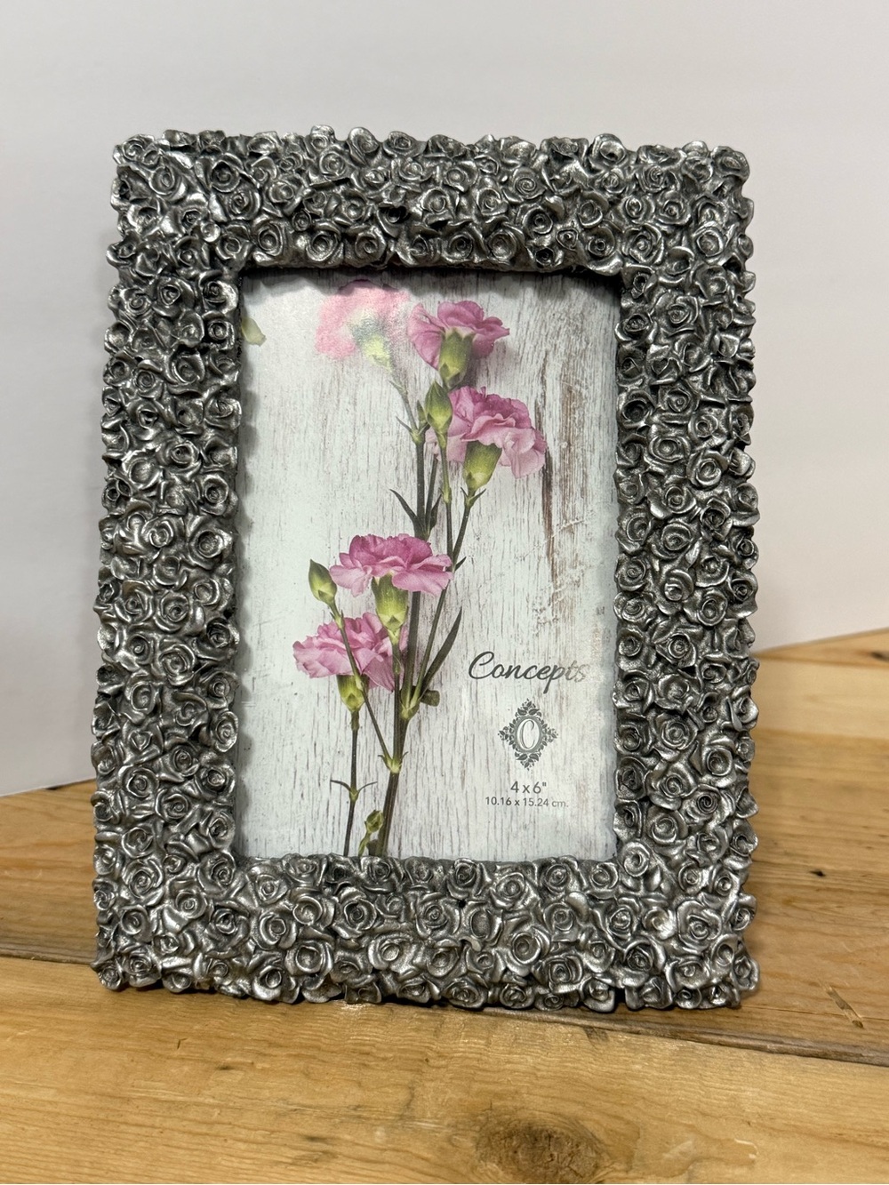 Concepts Ceramic 3D Rose Flower Picture Frame 4x6 New Without Tags Silver
